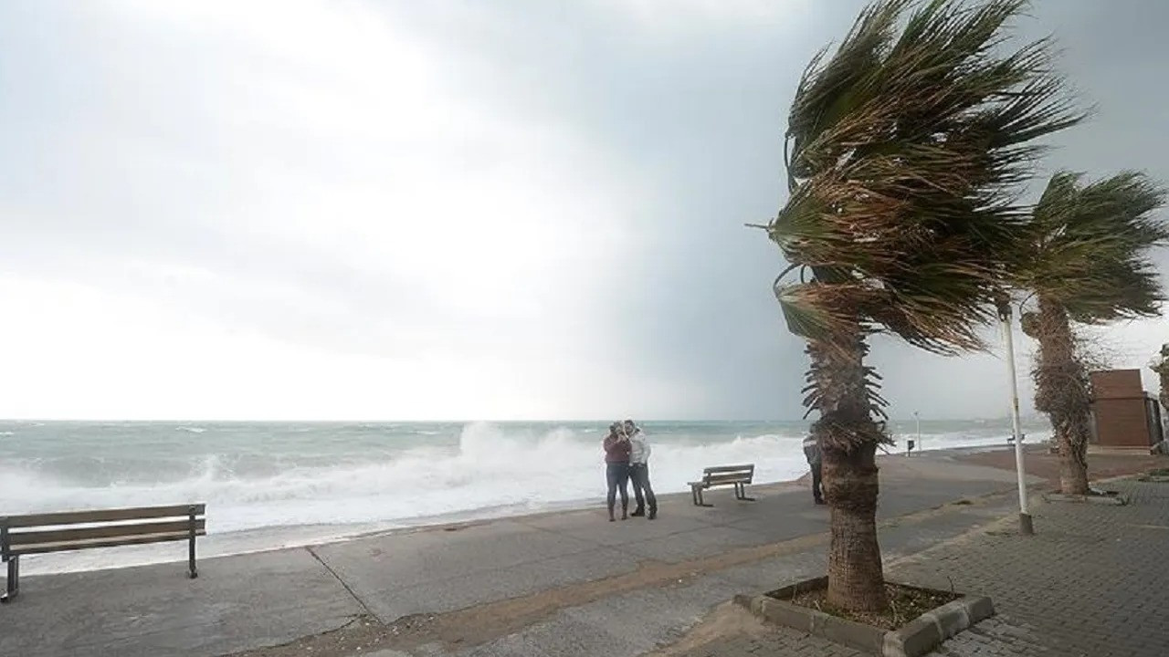 Meteoroloji'den Marmara için kuvvetli rüzgar uyarısı