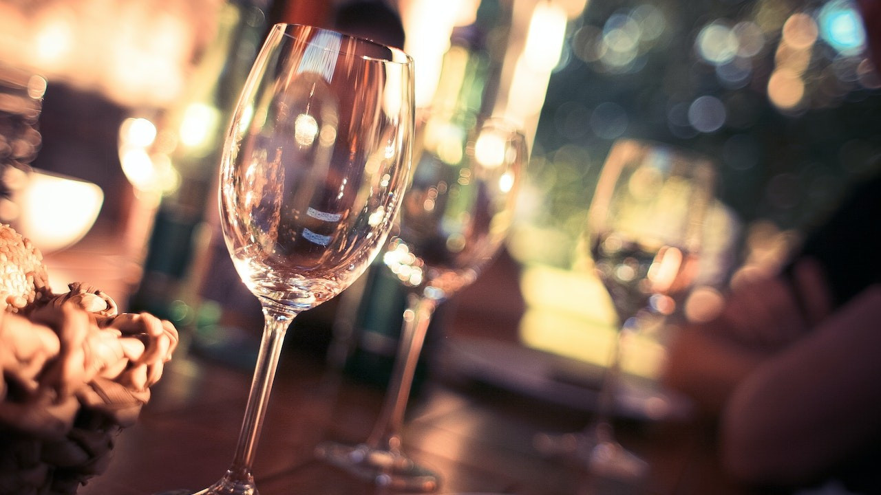 Üretim fazlası şarap 200 milyon euroya imha edilecek