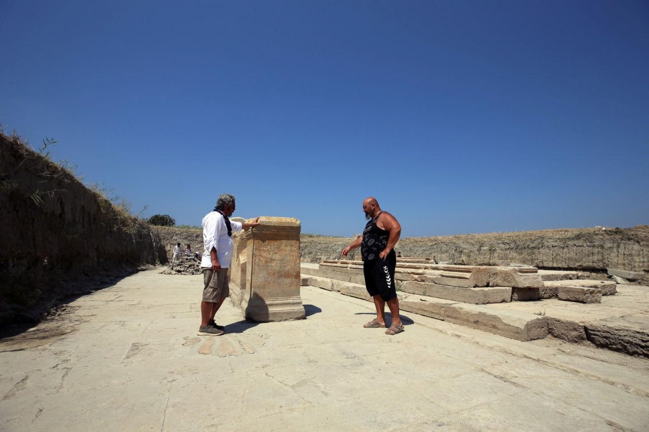 Aydın'daki Zeus Tapınağı'nda sunak keşfedildi - Sayfa 2