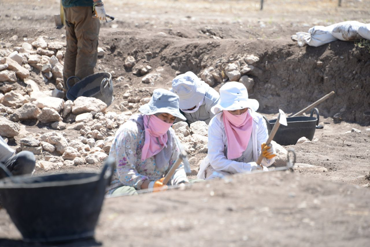 Çayönü Tepesi'nde ilk Tunç Çağı'na ait 5 mezar daha bulundu - Sayfa 3