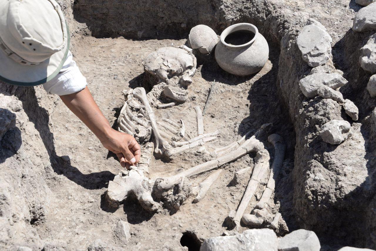 Çayönü Tepesi'nde ilk Tunç Çağı'na ait 5 mezar daha bulundu - Sayfa 2
