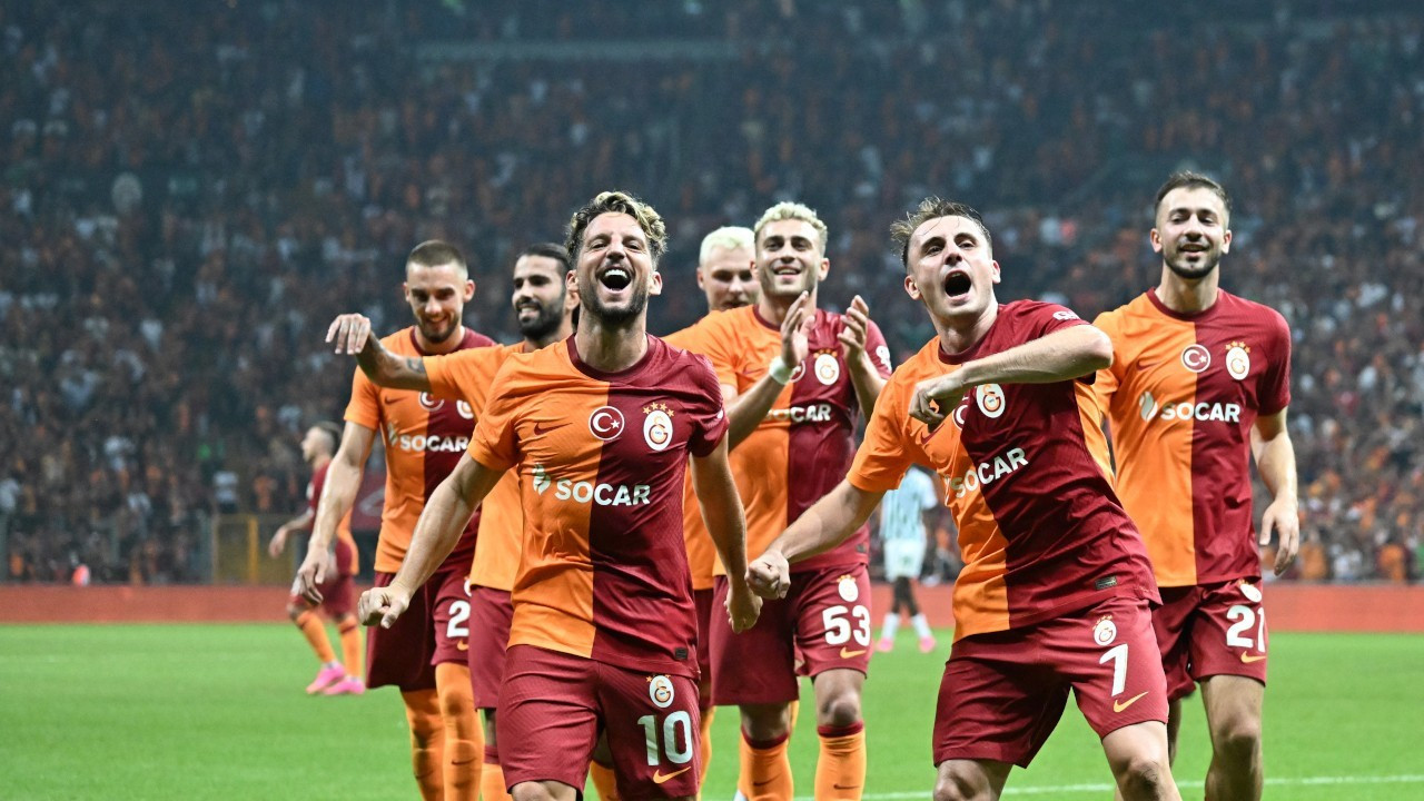 Galatasaray, Şampiyonlar Ligi için sahaya çıkıyor