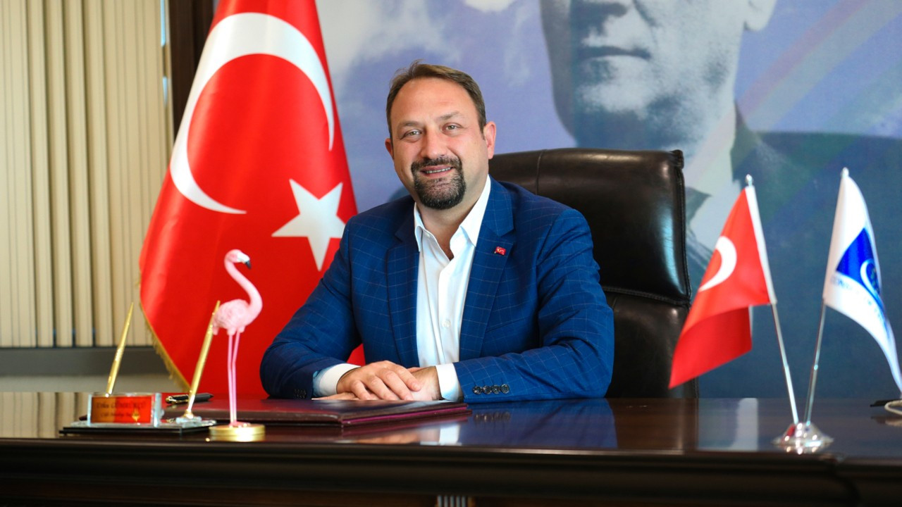 CHP İzmir'de kriz: Başkan delegelikten istifa etti, Ankara'ya gidiyor