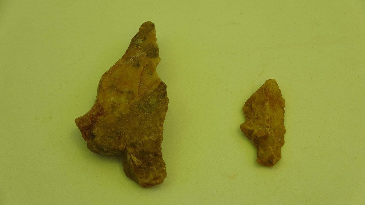 86 bin yıllık İnkaya Mağarası'nda Orta Paleolitik döneme ait saplı alet uçları bulundu - Sayfa 1