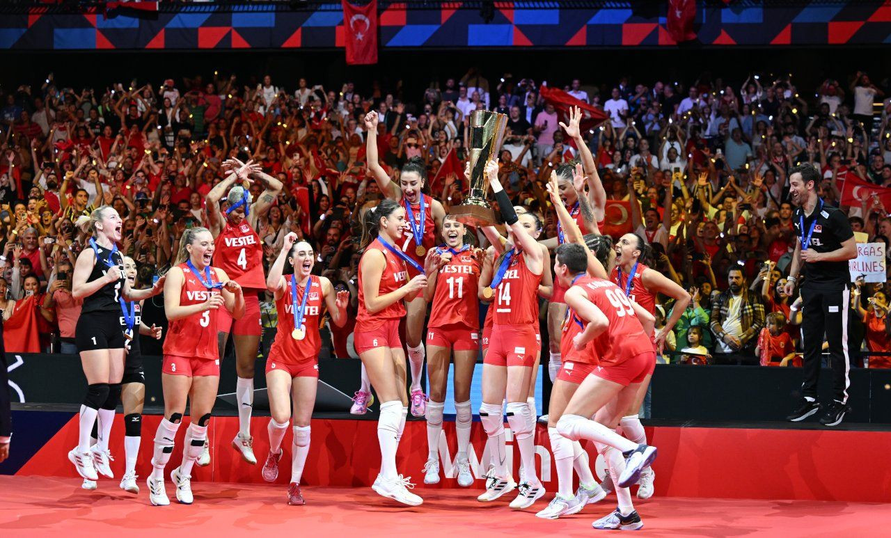 A Milli Kadın Voleybol Takımı'nın şampiyonluğu dünya basınında: 'Muhteşem zafer' - Sayfa 2
