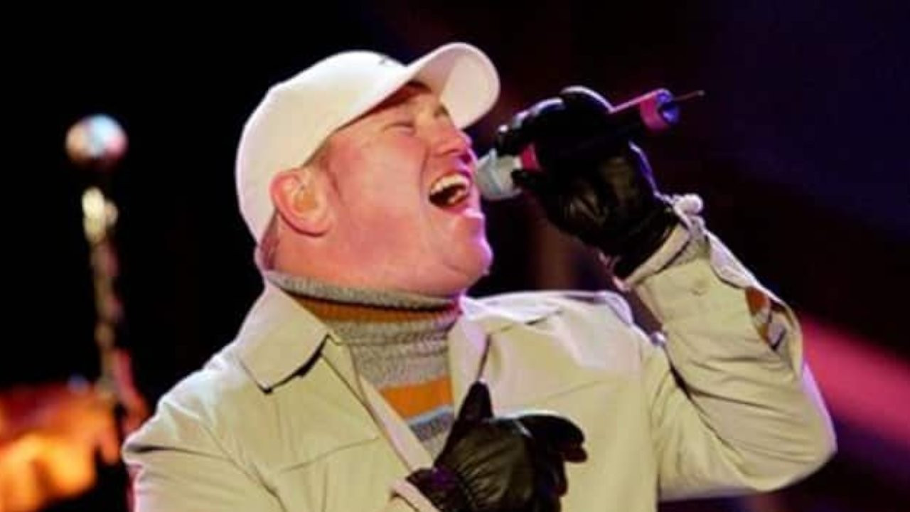 Smash Mouth'un solisti Steve Harwell hayatını kaybetti