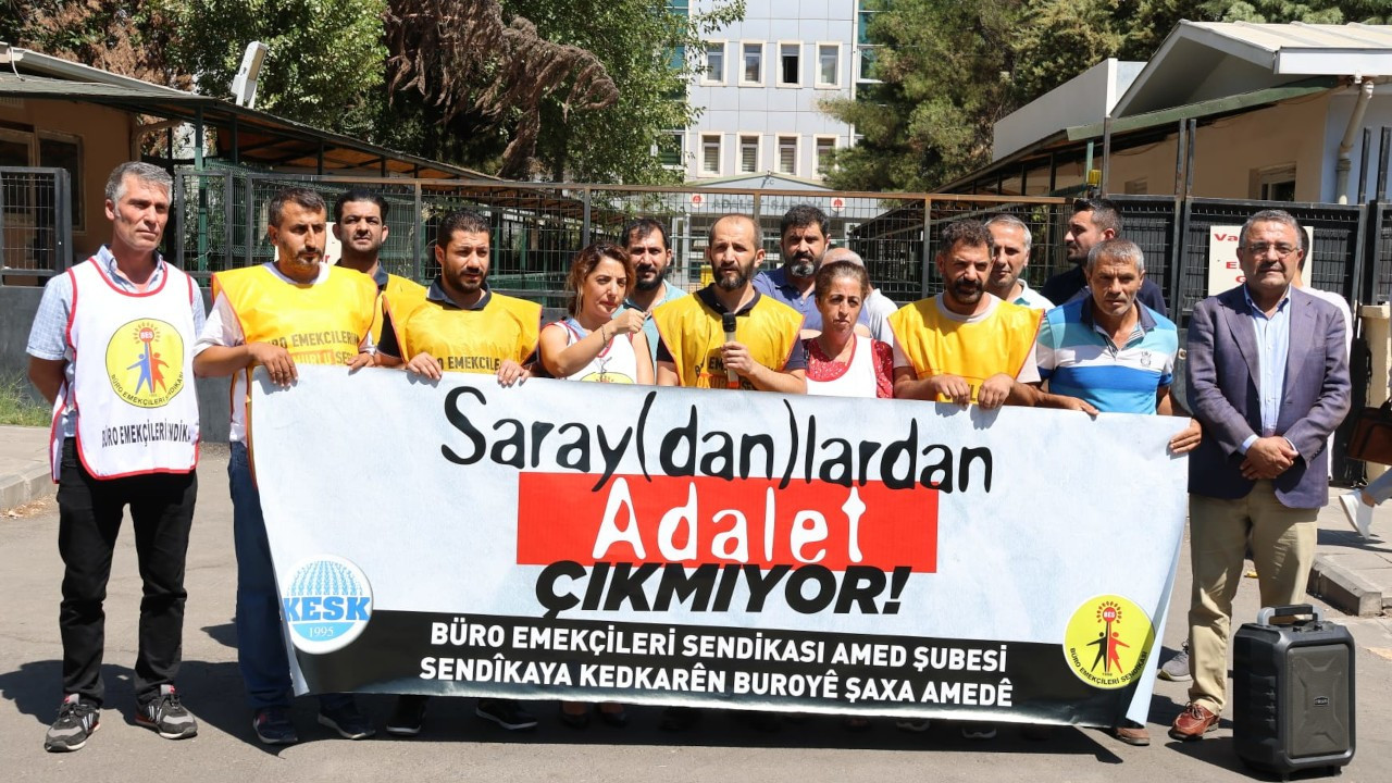 Diyarbakır'da yargı emekçileri adliye önünde açıklama: 'Saraylardan adalet çıkmıyor'