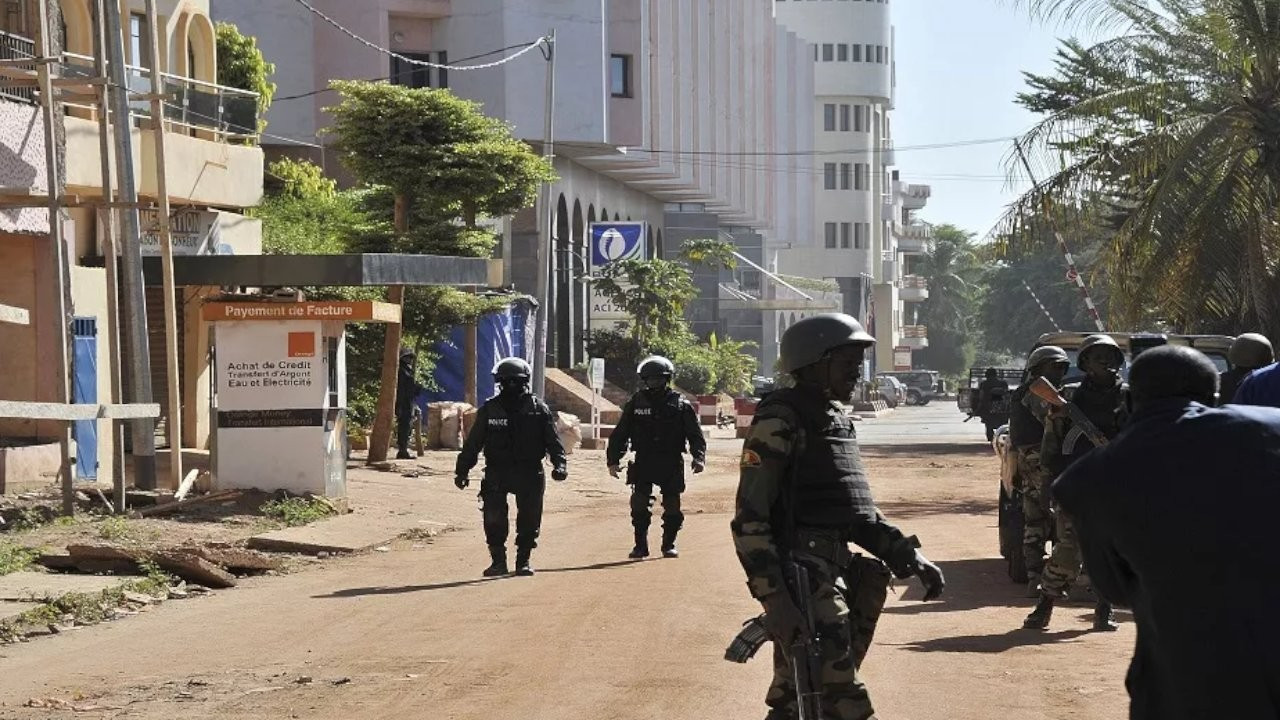 Mali'de saldırılar: 64 kişi hayatını kaybetti