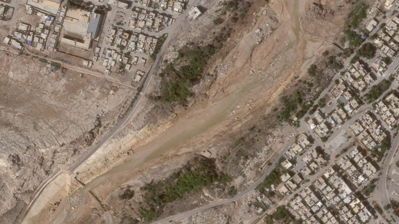 Libya'daki selin uydu görüntüleri