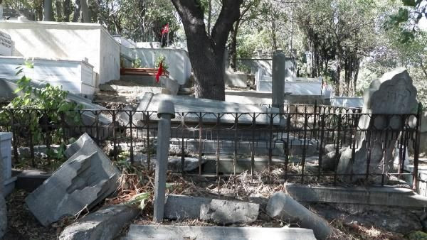 İstanbul'un tarihi mezarına define talanı - Sayfa 3