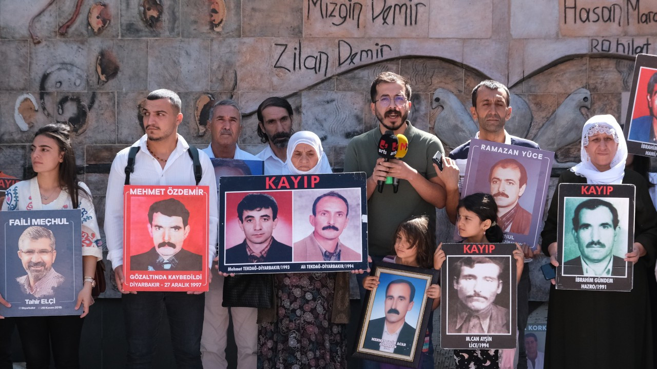 Diyarbakır'da kayıp yakınları Bedri Tan’ın faillerini sordu