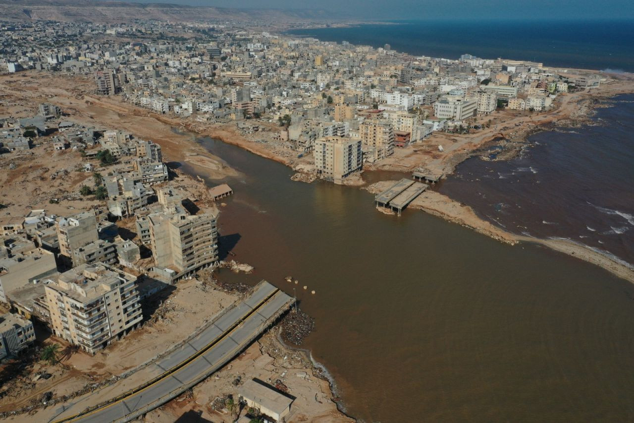 Libya'da sel: Derne'nin son hali drone'la görüntülendi - Sayfa 1