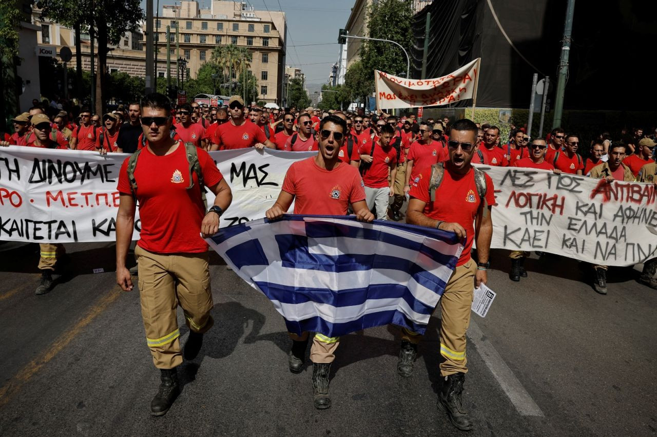 Yunanistan’da kamu çalışanlarından grev: ‘Tasarıyı geri çekin’ - Sayfa 1