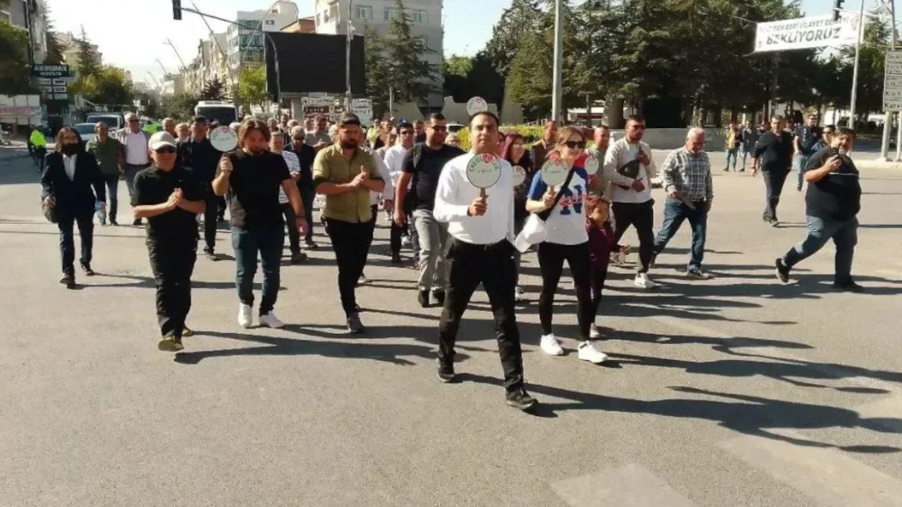 Ereğlililer, il olmak için Ankara'ya yürüyüşe geçti