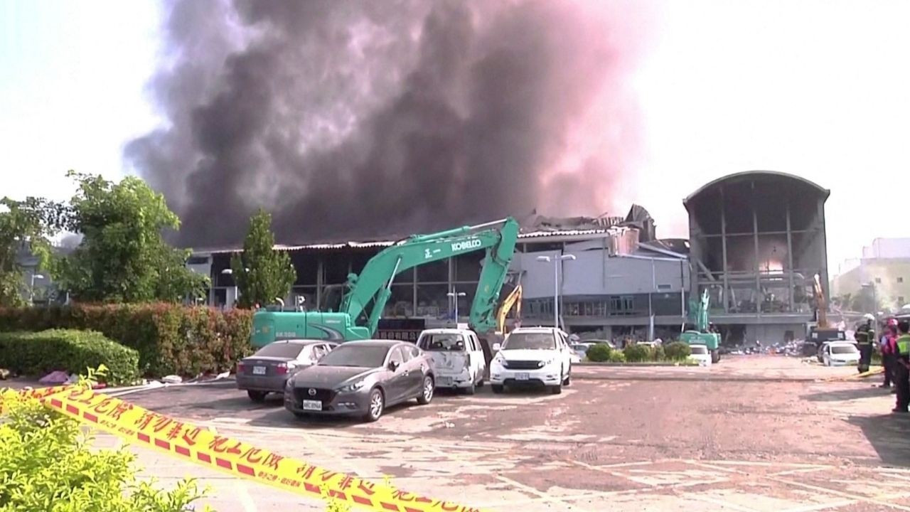 Tayvan'da fabrikada patlama: 1 ölü, 10 kayıp