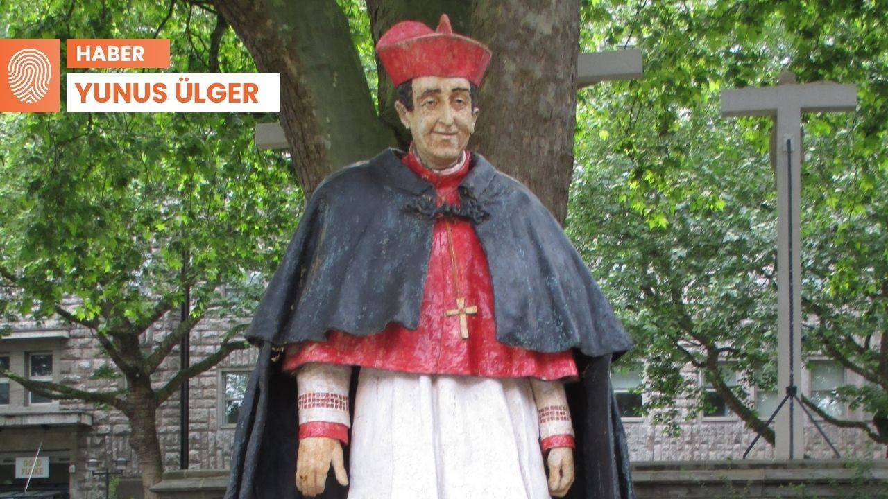 Cinsel istismarla suçlanan Ruhr Başpiskoposu Hengsbach'ın heykeli kaldırıldı