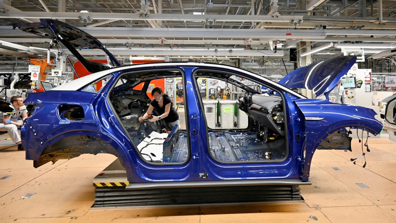 Volkswagen Grubu'nda sistem arızası: Araç üretimi durdu