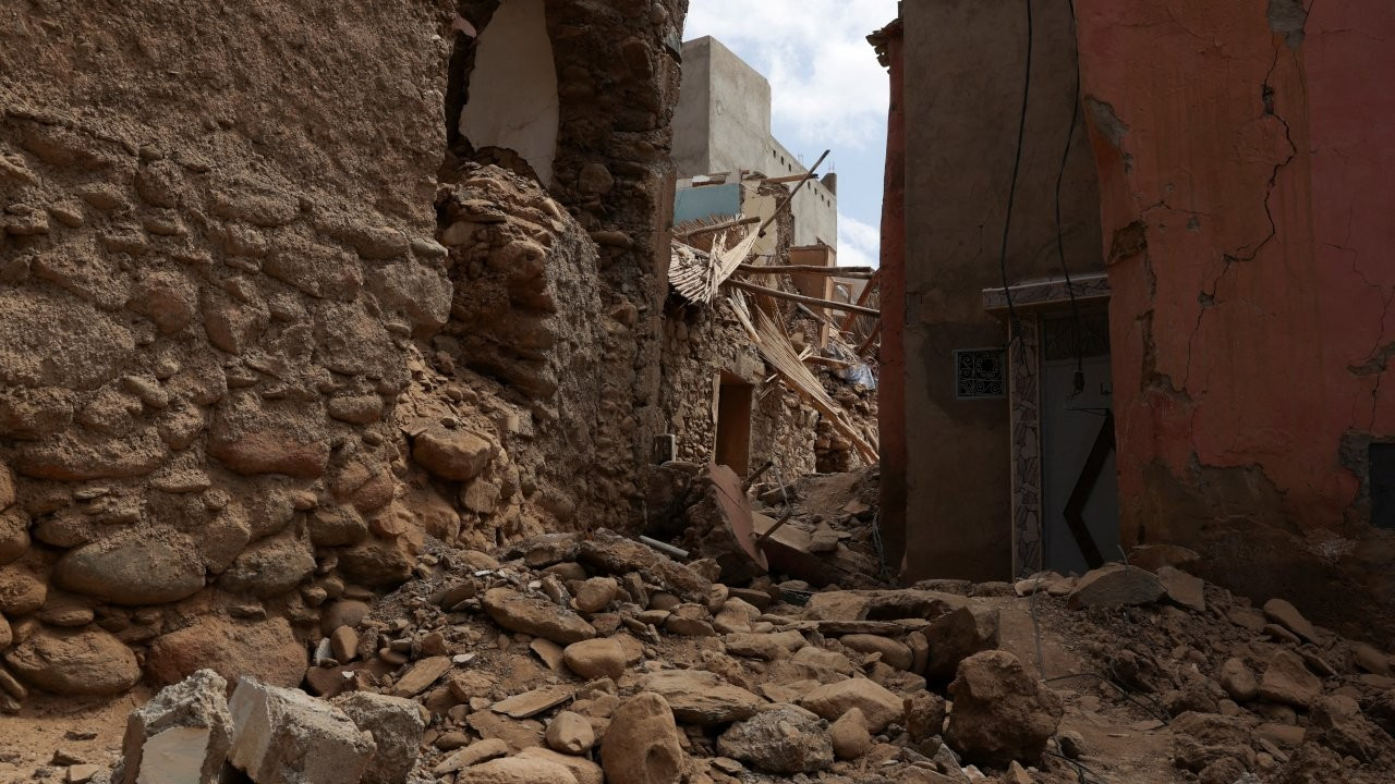 Fas'taki depremde can kaybı 2 bin 960'a çıktı