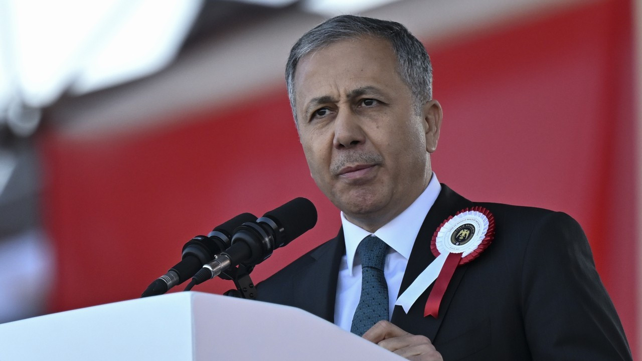 İçişleri Bakanı Yerlikaya: Şahinler Çetesi çökertildi