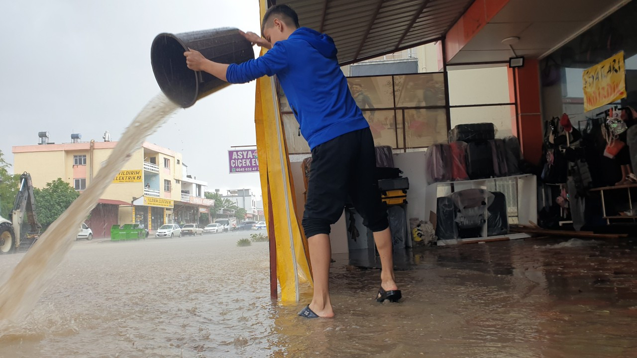 21 kente 'sarı' ve 'turuncu' kodlu kuvvetli yağış uyarısı