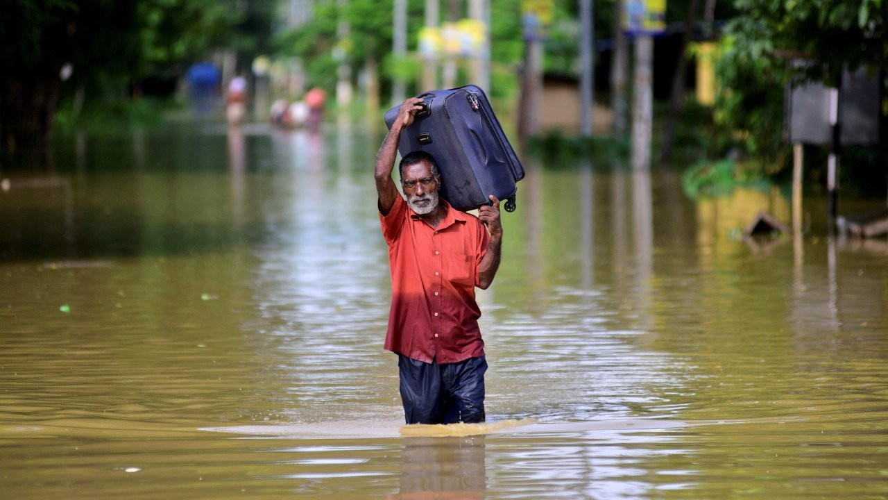 Hindistan'da şiddetli yağış: 7 kişi hayatını kaybetti