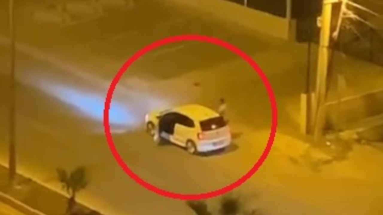 Mersin'de otomobile zorla bindirilerek götürülen kadın aranıyor