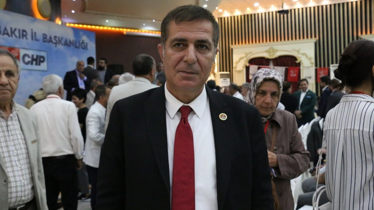 CHP Diyarbakır'da Abdullah Atik yeniden başkan seçildi