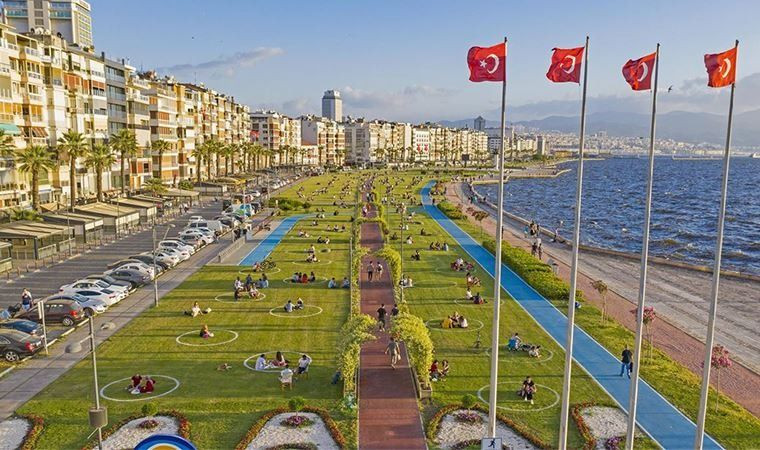 Ahmet Ercan'dan İzmir için deprem uyarısı: En çok etkilenecek 14 ilçe - Sayfa 1