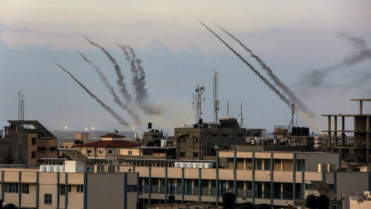İsrail ordusu, Gazze'ye 'demir kılıçlar' operasyonu başlattı