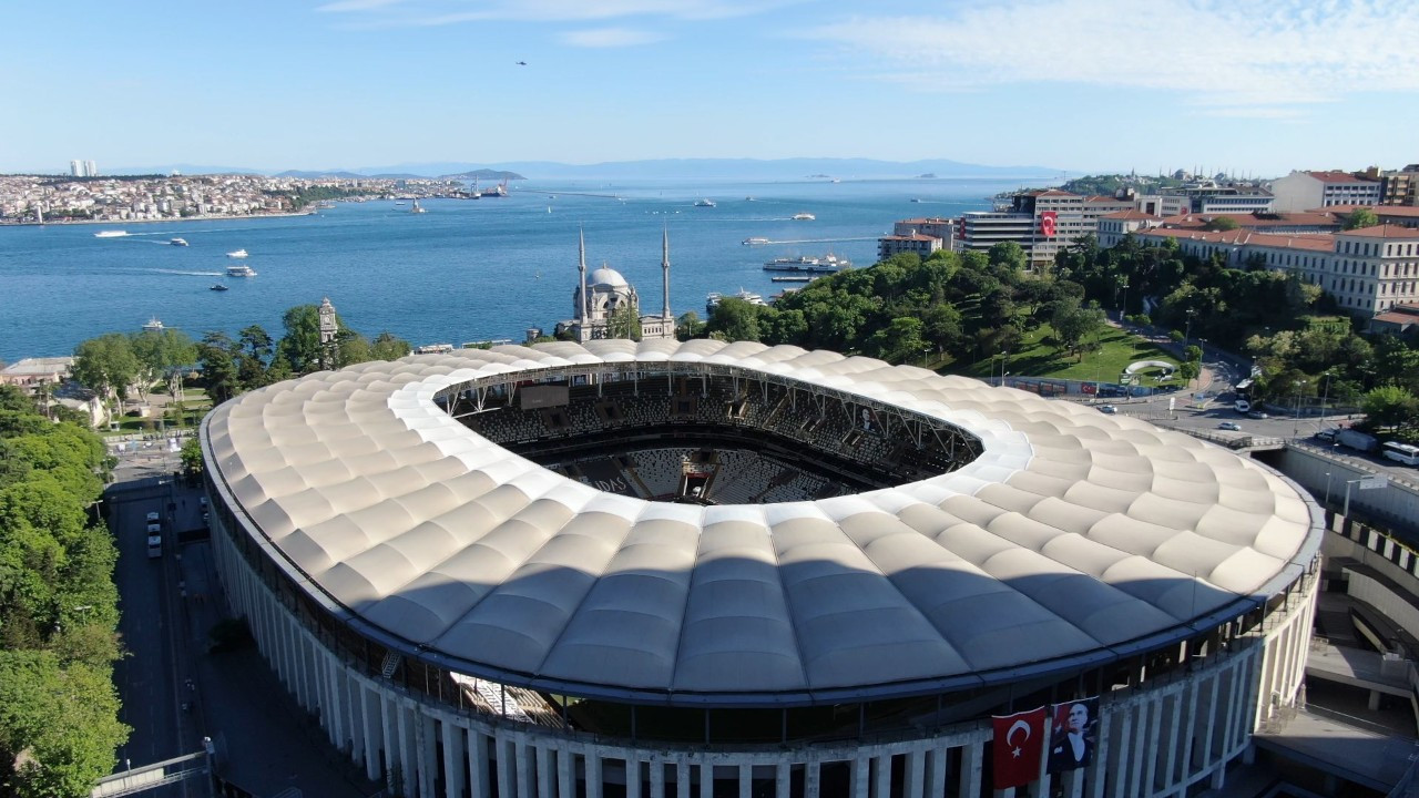 Beşiktaş'tan TFF'ye gönderme: 'Dünyanın en güzel stadı burada'