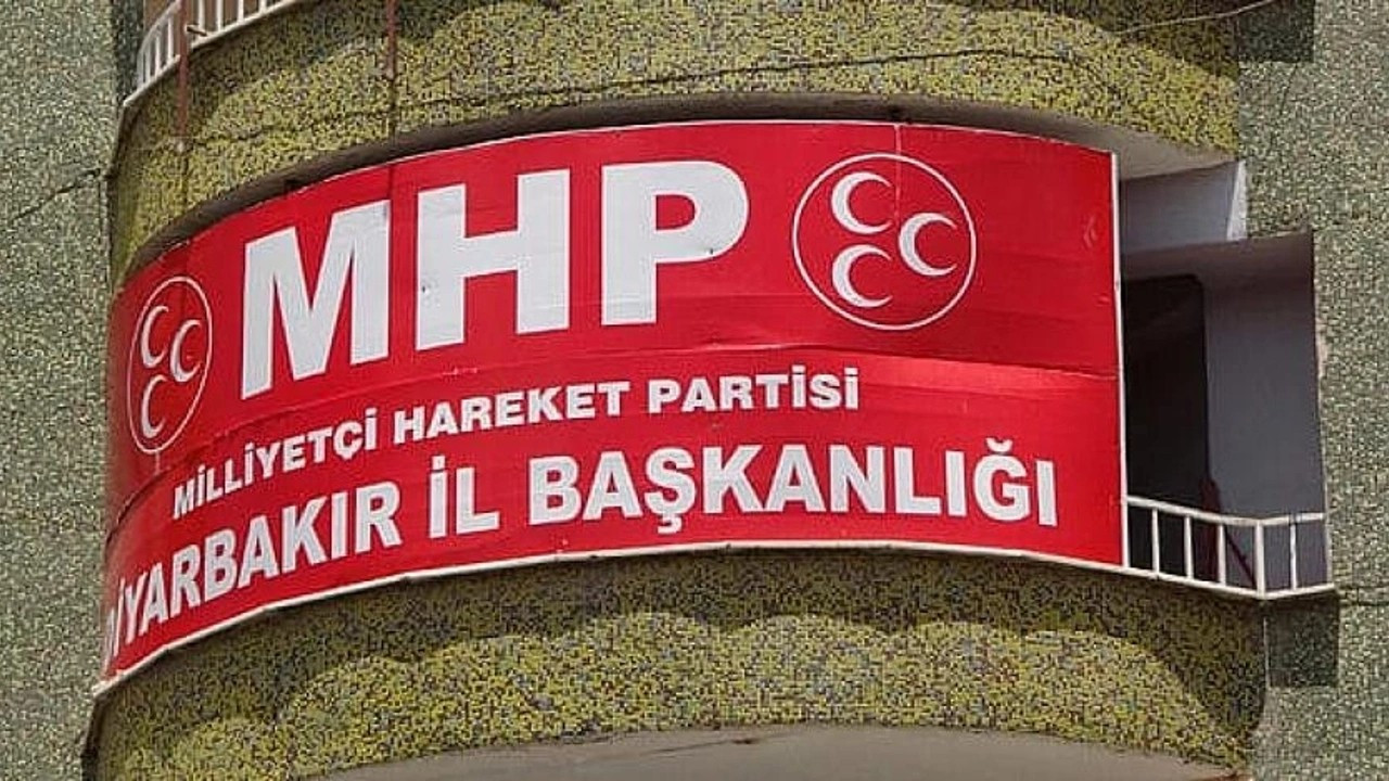 Diyarbakır'da MHP'li başkandan şikayet: 'İl başkanı evimi kurşunlattı'