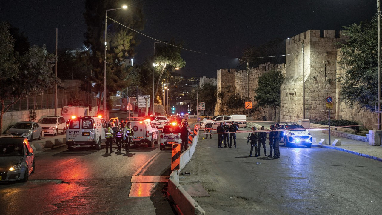 Doğu Kudüs'te İsrail karakoluna saldırı düzenlendi