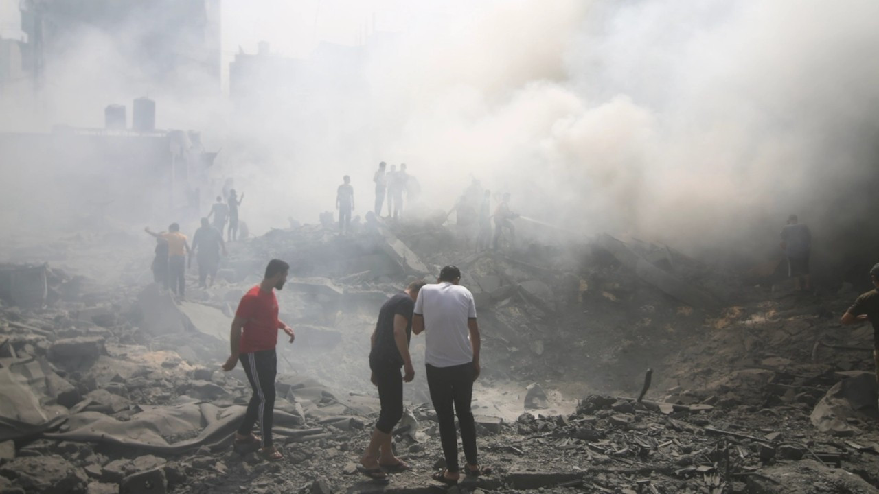 İsrail'in Gazze saldırılarında ölü sayısı 2 bin 450'ye yükseldi