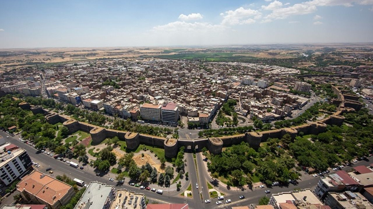 Valilik duyurdu: Diyarbakır'da yarın bu yollar kapalı olacak - Sayfa 1