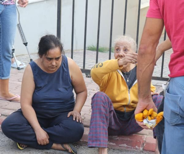 Antalya'da yangın: 70 yaşındaki kadını kuryeler son anda kurtardı - Sayfa 4