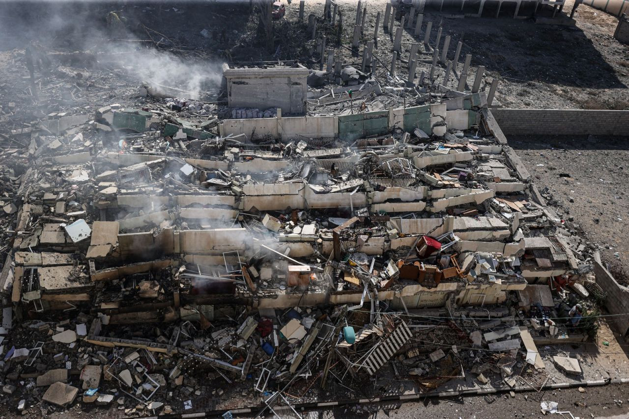 Gazze'de El Zehra mahallesi moloz yığınına dönüştü: 'Neden bizi bombalıyorlar? Biz ne yaptık?' - Sayfa 3