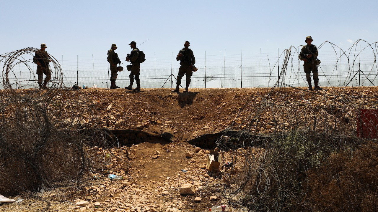 Filistinli tutuklulara yaptırım: Elektrik, sıcak su, avlu izni yok