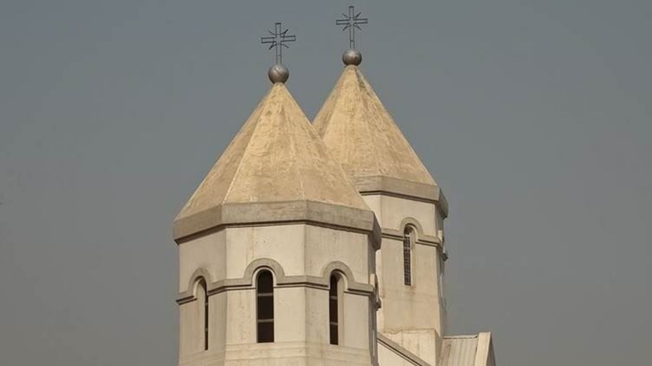 Irak'taki Ermeni Ortodoks cemaatine 42 yıl sonra piskopos atandı