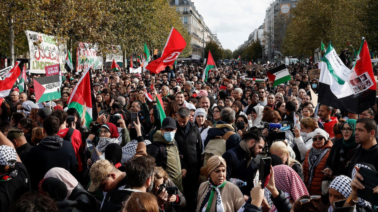 Paris'te Filistin'e destek eylemine yasak