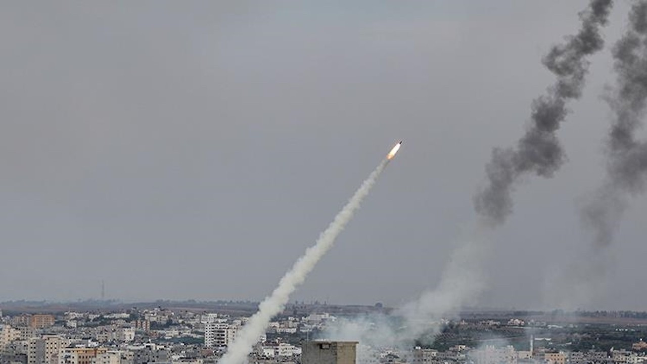 Kassam Tugayları: İsrail helikopterini füzeyle vurduk