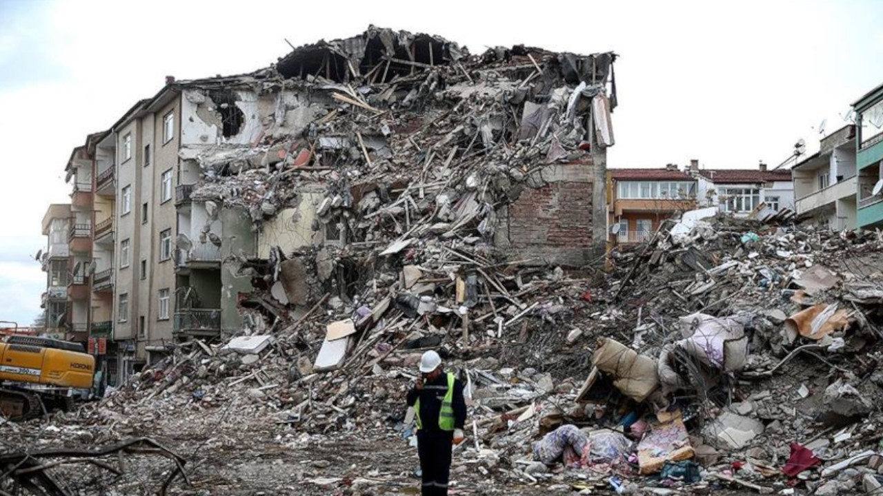 Elazığlı depremzede mahkeme kararı ile konut hakkı kazandı