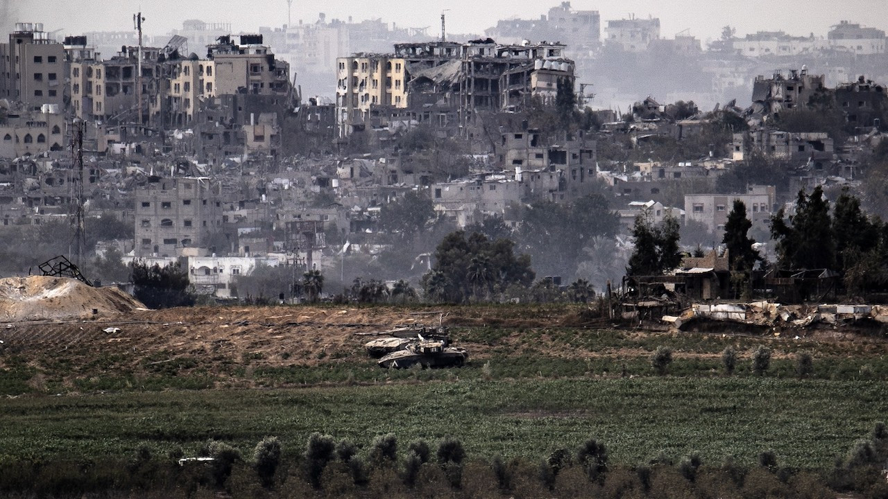İsrail, kara operasyonlarını genişletiyor: Gazze'nin kuzeyine tanklar konuşlandırıldı