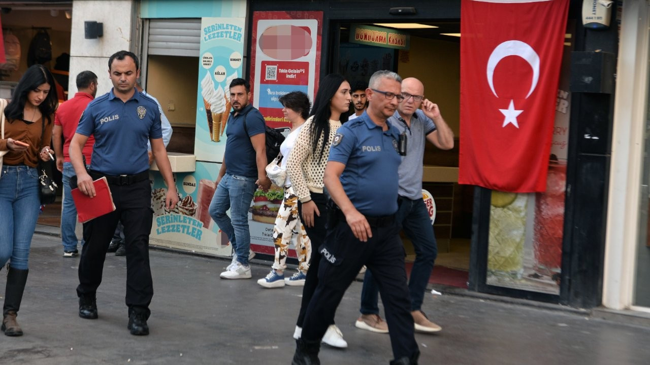 Adana'da Burger King'e saldırı: Bir çalışan bıçaklandı