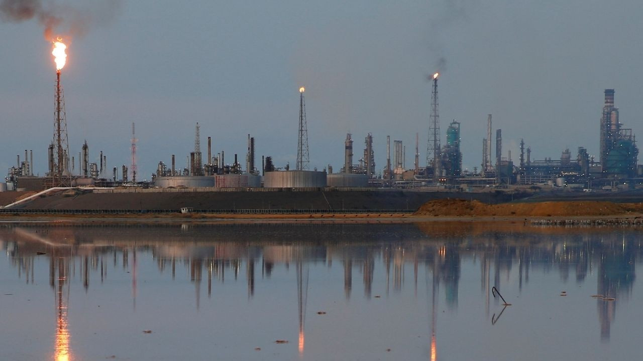 Dünya Bankası'ndan 'çatışma' uyarısı: Petrolün varili 150 doları aşabilir