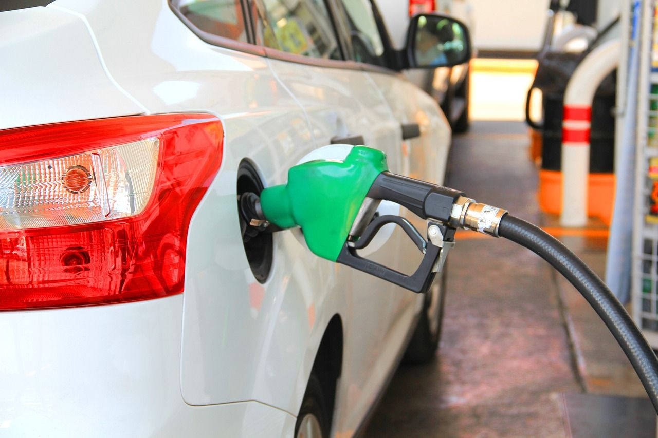 Benzin ve motorin indirimi pompaya yansıdı: 1 Kasım güncel akaryakıt fiyatları - Sayfa 3