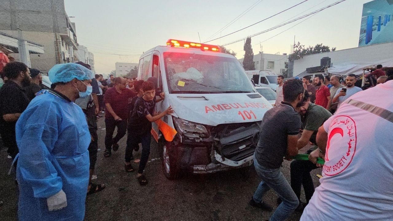 İsrail'in ambulans iddiasına yanıt: 'Sorumluluktan kaçmaya çalışıyor'