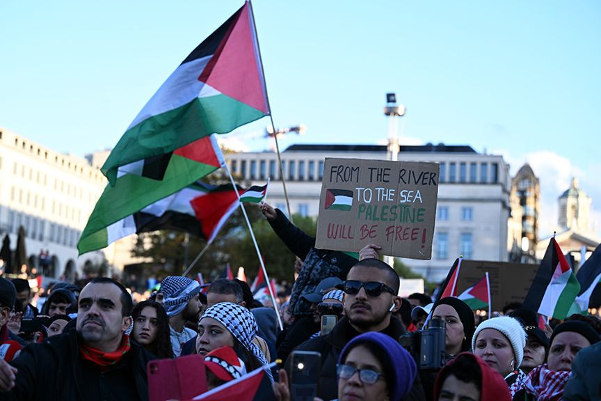 Avrupa'da Filistin'e destek eylemleri: 'Biden ödüyor, İsrail vuruyor' - Sayfa 4