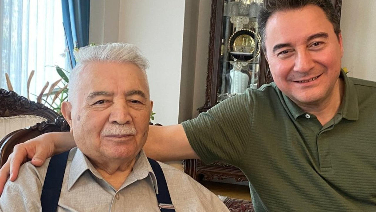Ali Babacan'ın babası hayatını kaybetti