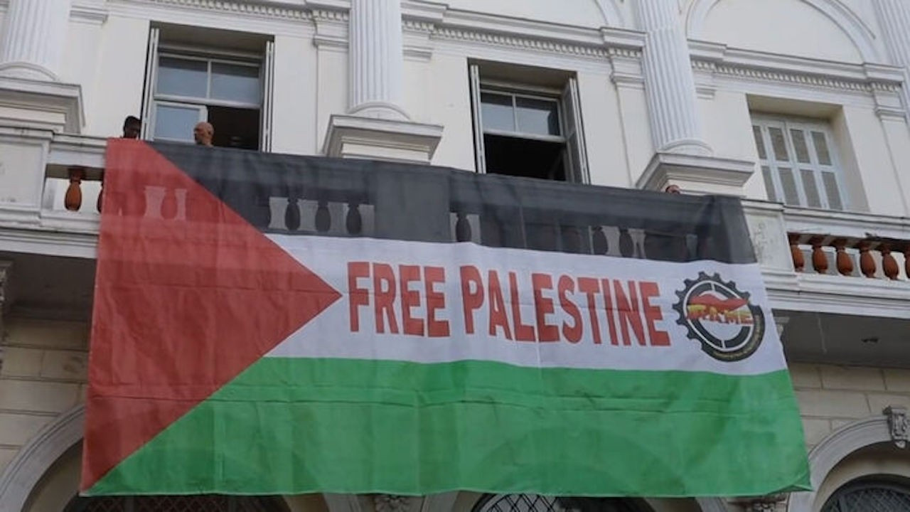 Yunanistan'da gündem Filistin bayrağı: 'Dayanışma suç değildir'