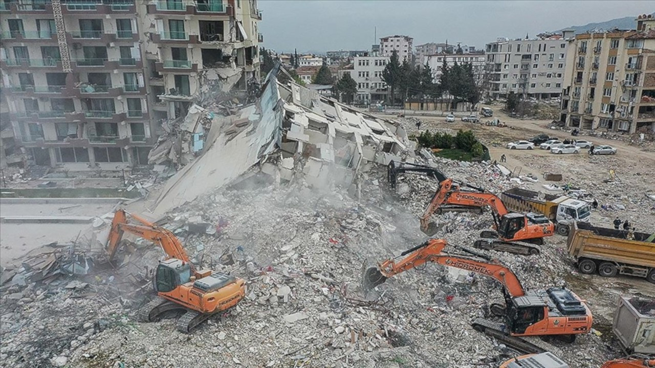 Adalet Bakanı Tunç anlattı: Deprem bölgesindeki davalarda yeni usul nasıl olacak?